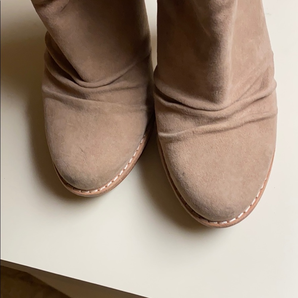 Uggs Boots - image 3